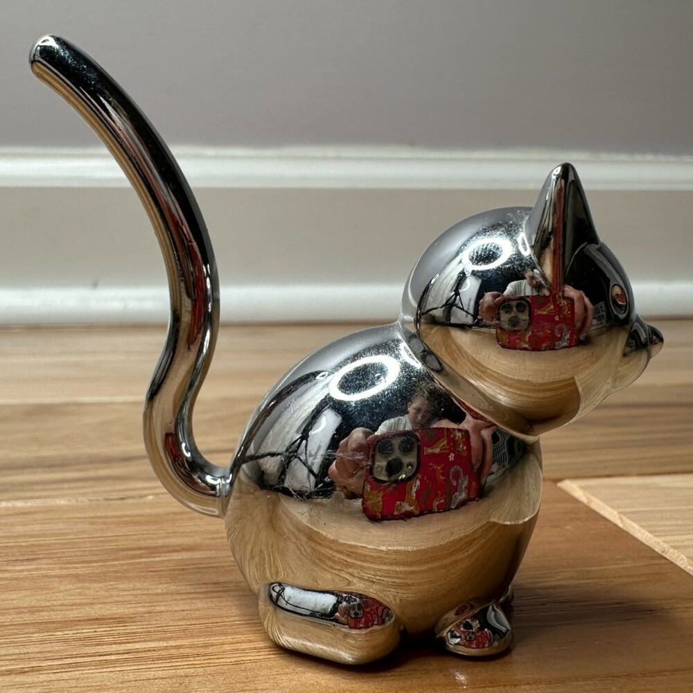 Kitty Ring Holder - Picture 2 of 3